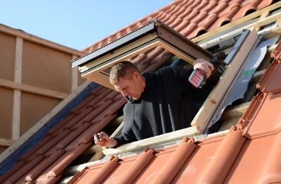 Pose de fenêtres de toit Velux aux Croûtes